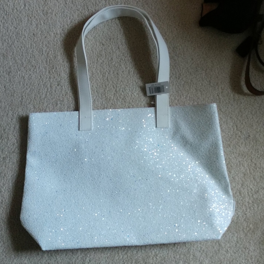 Nwt white Tote bag from Clinique